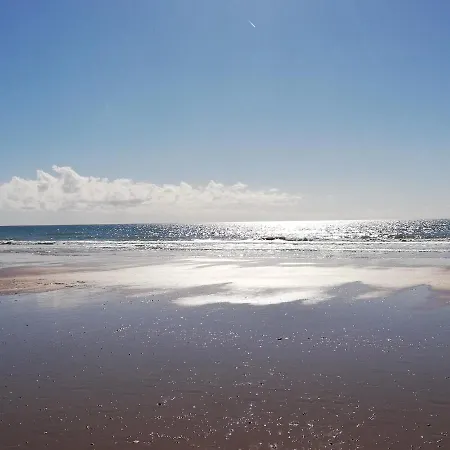 Del Faro בית הארחה *